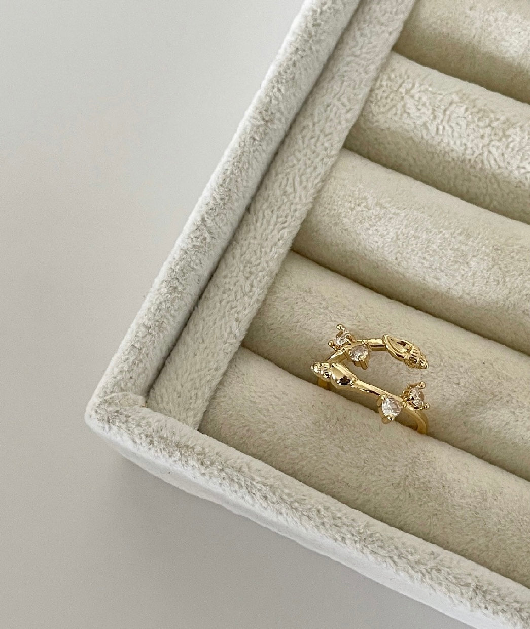 Çelik | Sarmal Taşlı Yüzük