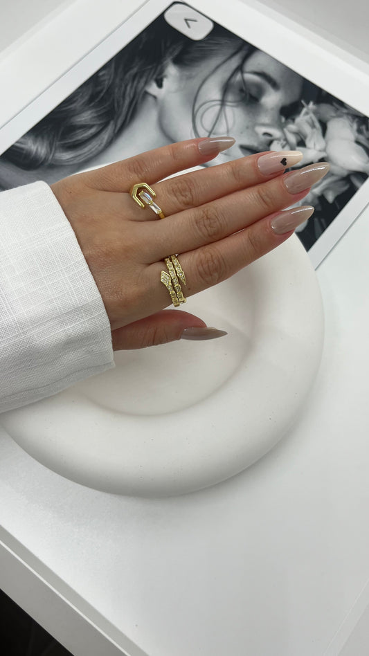 Taş detaylı tasarım yüzük