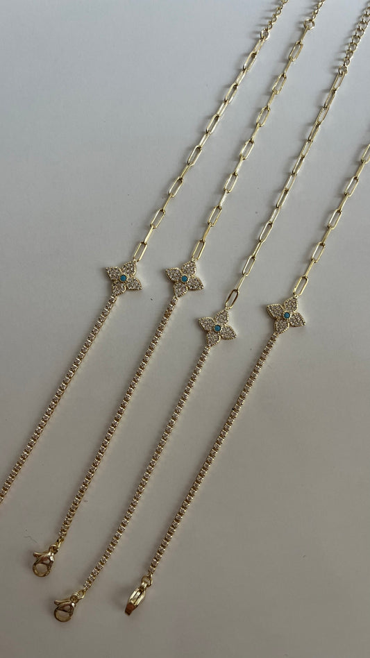 Minimal taşlı bileklik