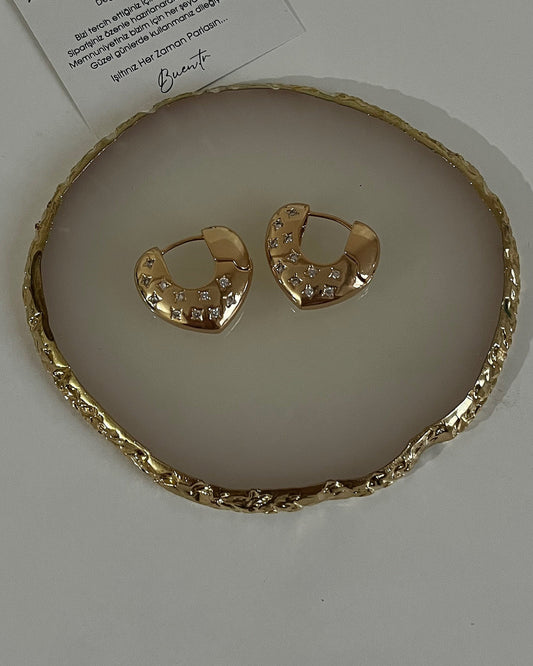 Gold Kalp Detaylı Küpe