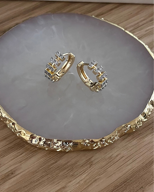 Vip Taş Detaylı Küpe