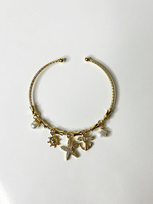 Charm Detaylı bileklik