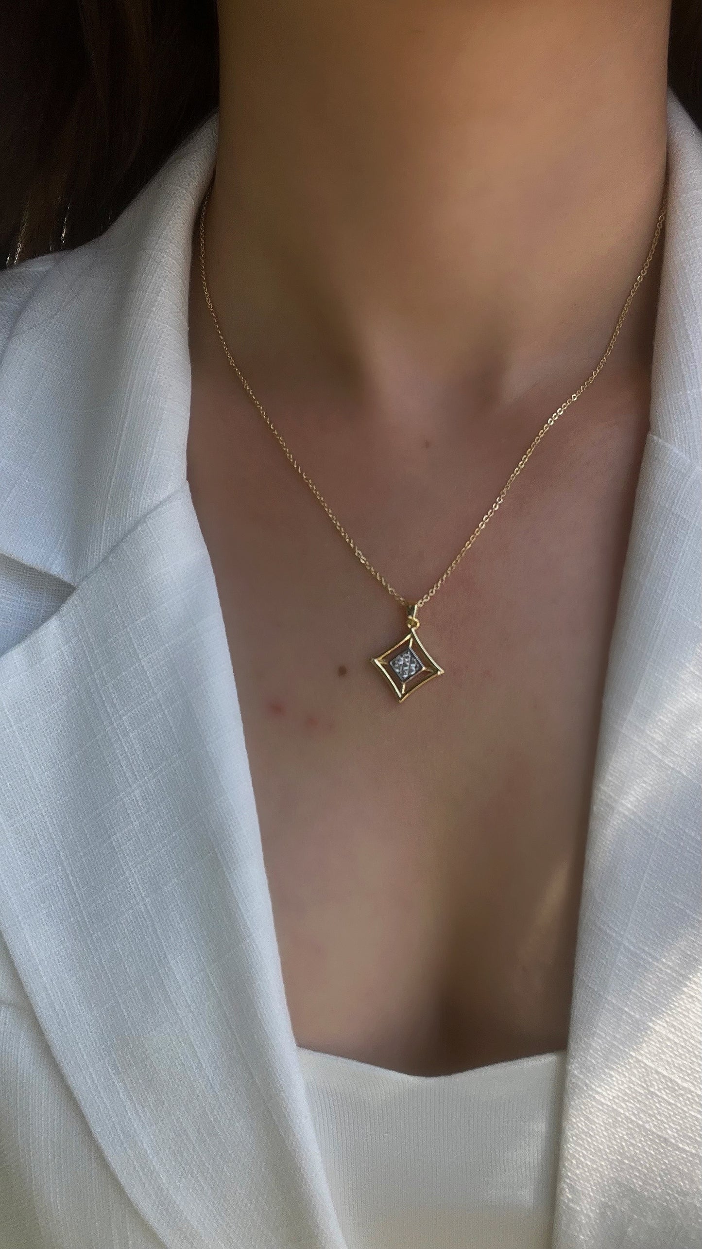 Pyramid Necklace kolye