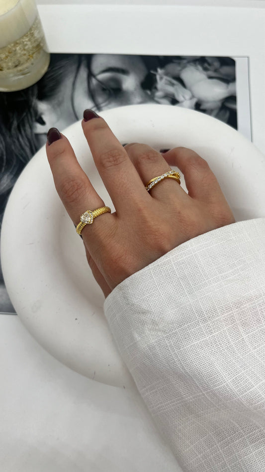 Gold kalp detaylı yüzük