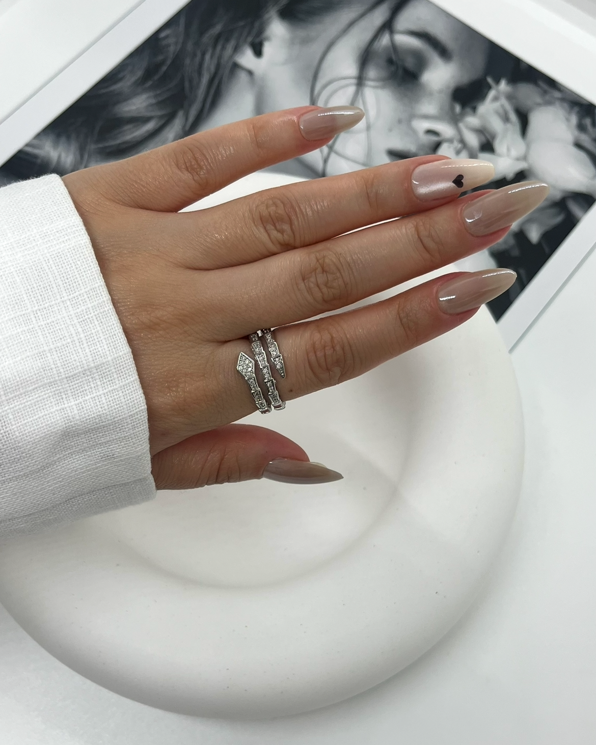 Taşlı sarmal yılan yüzük