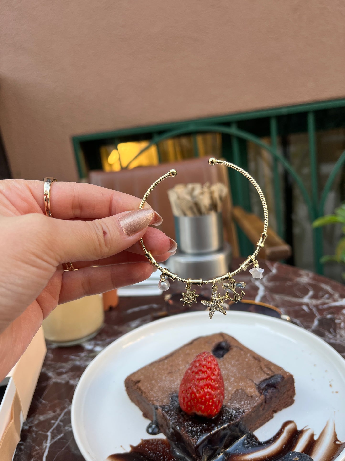 Charm Detaylı bileklik