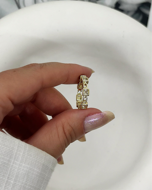 Kare Zirkon Taşlı Yüzük