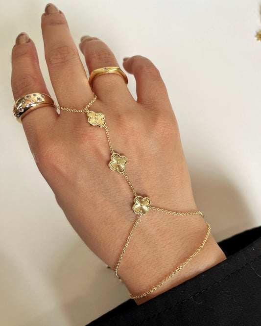 Çelik | Yonca Şahmeran