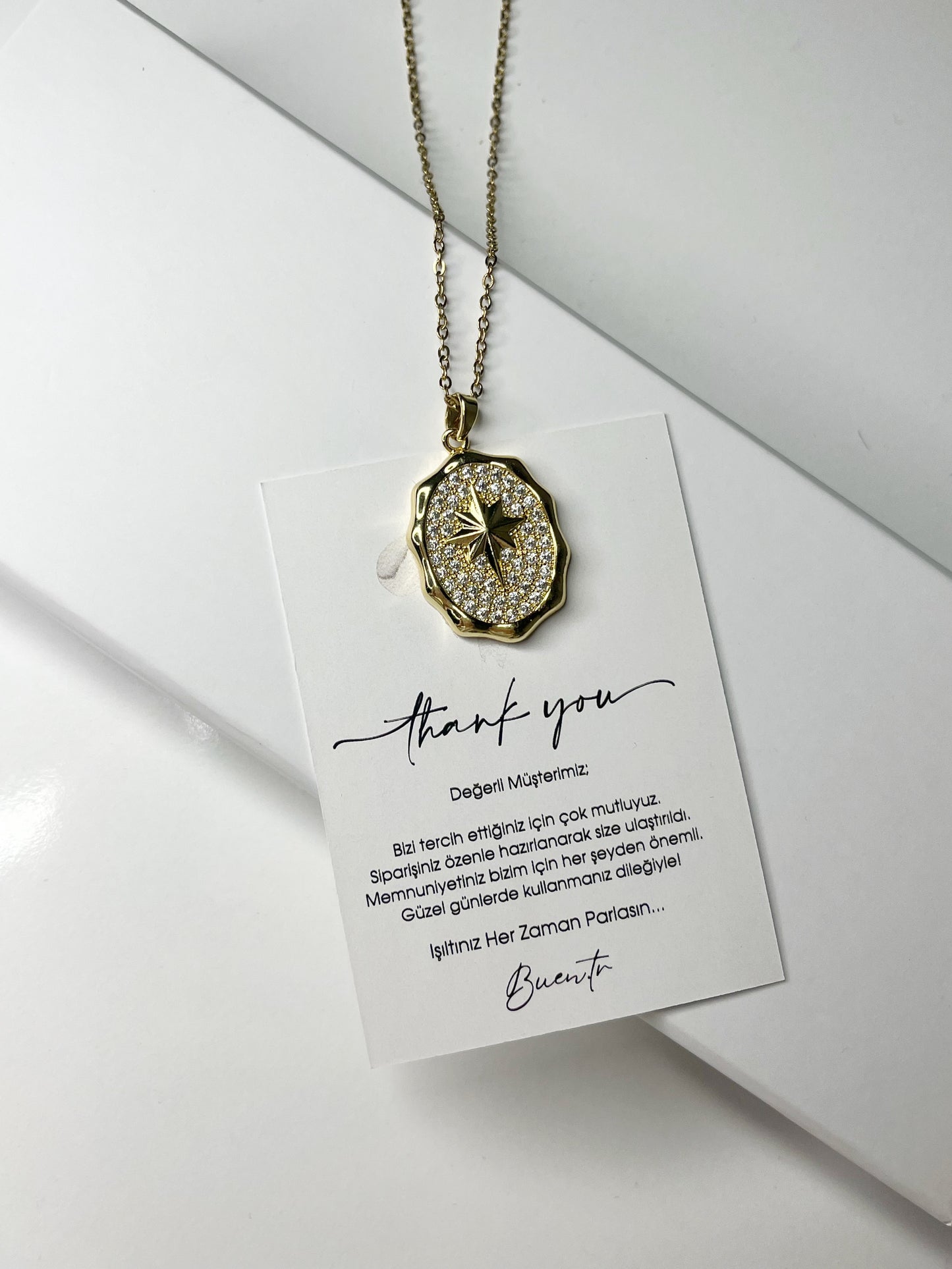 Kutup Yıldızlı Vintage Madalyon Kolye