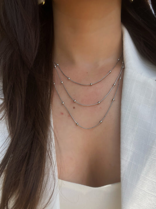 Dorika Detaylı 3 Zincir Kolye